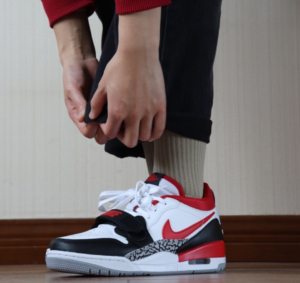 Giay Nike Air Jordan Legacy 312 Low 'Fire Red' CD7069-160