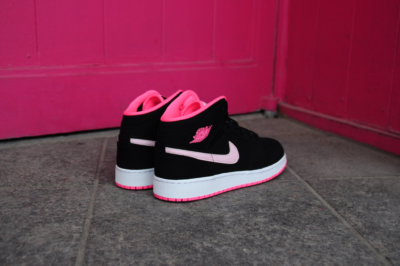Giày Nike Air Jordan 1 Mid 'Black Digital Pink' (GS) 555112-066 - Ảnh 14