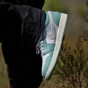 Giày Nike Air Jordan 1 Low 'White Cannon' DC0774-138 - Ảnh 5