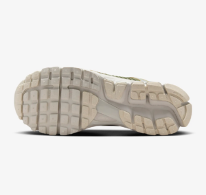 Giay Nike Zoom Vomero 5 'Neutral Olive' FJ1915-200