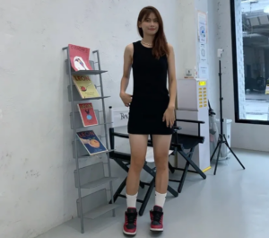 Giày Nike Air Jordan 1 Low GS 'Reverse Bred' 553560-605 - Ảnh 10
