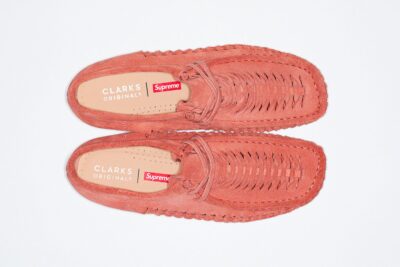 Giay Clarks x Supreme Woven Wallabee 'Pink' 261-60847